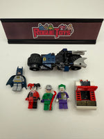 LEGO DC Universe Super Heroes 6857 The Dynamic Duo Funhouse Escape