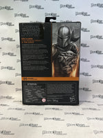 Star Wars: The Black Series Din Djarin (The Mandalorian) & The Child deluxe action figure