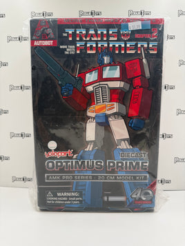 Hasbro Transformers Chapter 2 Diecast Optimus Prime AMK Pro Series: 20cm Model Kit