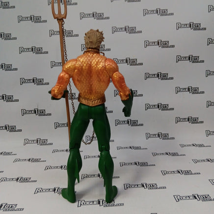 DC Collectibles New 52 Aquaman - Rogue Toys