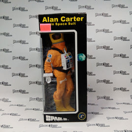 Figures Toys Company Space 1999 Alan Carter in Space Suit