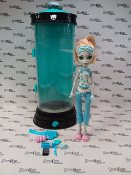 Mattel Monster High Dead Tired Lagoona Blue w/ Hydration Station Playset