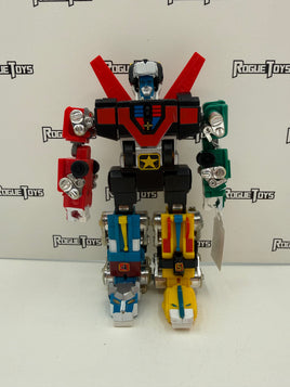 LJN Voltron (Pull Back)