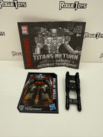 Hasbro Transformers Generations Titans Return Deluxe Class Autobot Twinferno & Daburu