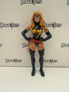Hasbro Marvel Legends Infinite Series Collectors Edition Ms. Marvel (Target Exclusive)