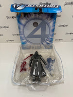 ToyBiz Fantastic 4 Electric Power Dr. Doom with Lightning Bolt Blast