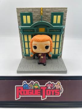 Funko POP! Harry Potter Deluxe Ginny Weasley w/ Flourish Blotts 139