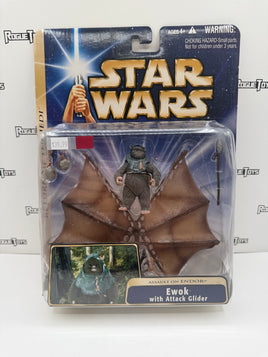 Hasbro Star Wars: Return of the Jedi Assault on Endor Ewok w/ Attack Glider