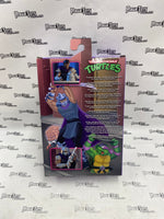 NECA TMNT Cartoon Start Shredding the News Ultimate Shredder (Open Box)