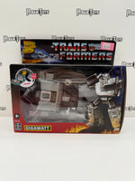 Hasbro Transformers x Back to the Future Autobot Gigawatt