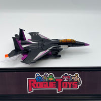 Hasbro Transformers Universe Skywarp