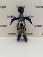 Hasbro Transformers Prime Deluxe Class Beast Hunter Autobot Arcee