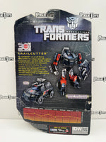 Hasbro Transformers Generations Deluxe Class Thrilling 30 Autobot Trailcutter