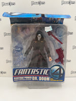 ToyBiz Fantastic 4 Electric Power Dr. Doom with Lightning Bolt Blast