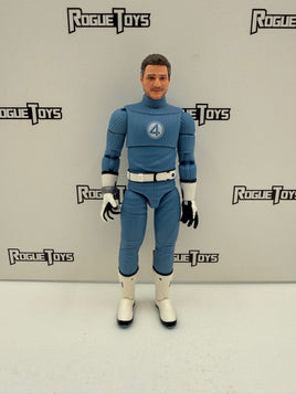 Hasbro Marvel Legends Mr. Fantastic