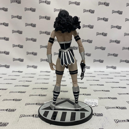 DC Direct Blackest Night Wonder Woman - Rogue Toys