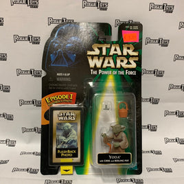 HASBRO - STAR WARS POWER OF THE FORCE - YODA WITH CANE AND BOILING POT