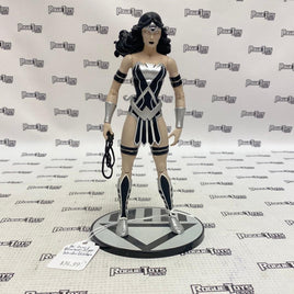 DC Direct Blackest Night Wonder Woman - Rogue Toys