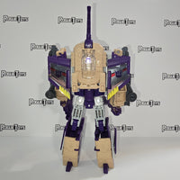 Hasbro Transformers Titans Return- Blitzwing