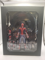 Mezco 1:12- Spider-Man