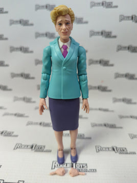 Hasbro Marvel Legends Series Spider-Man The Animated Series Aunt May