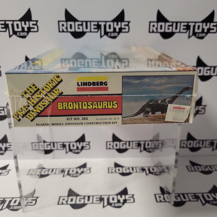 LINDBERG Brontosaurus Authentic Scale Plastic Model 1979 (Kit No. 262) - Rogue Toys