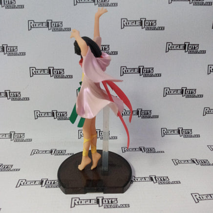 Akita Shoten Vampire Princess Miyu Yui PVC Figure - Rogue Toys