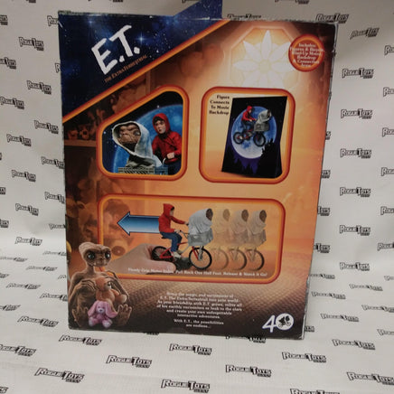 Neca E.T. 40th Anniversary: E.T. & Elliot with Bicycle - Rogue Toys